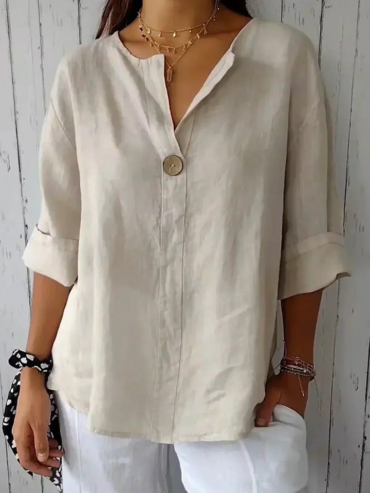 Mira's Relaxed Line | V-Neck Button Blouse