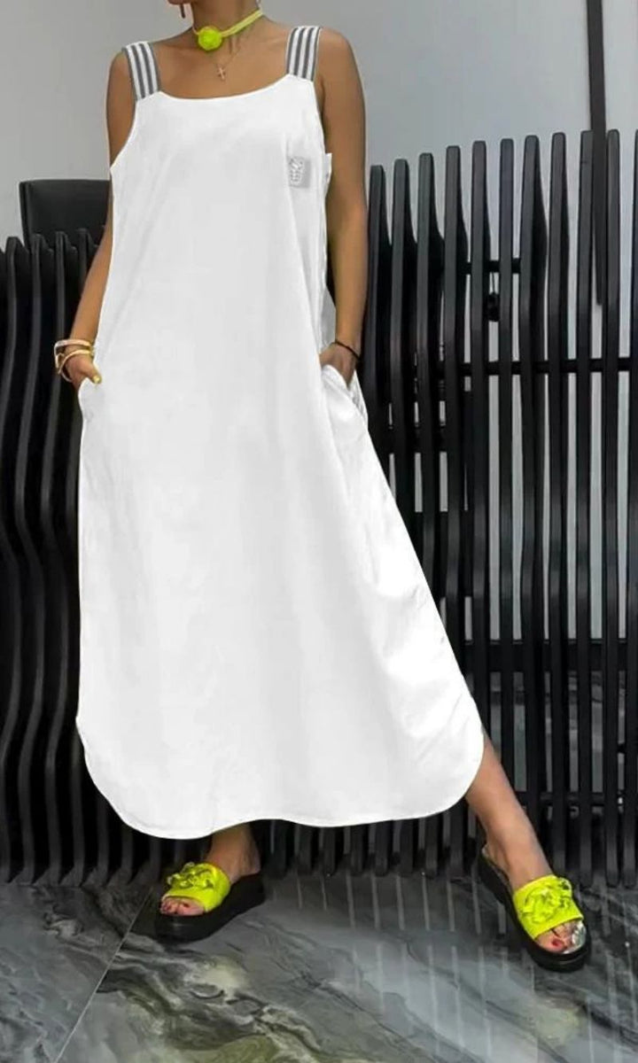 Juliette's Flowing Grace | Sleeveless Maxi Dress