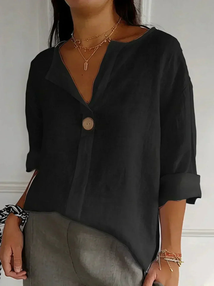 Mira's Relaxed Line | V-Neck Button Blouse