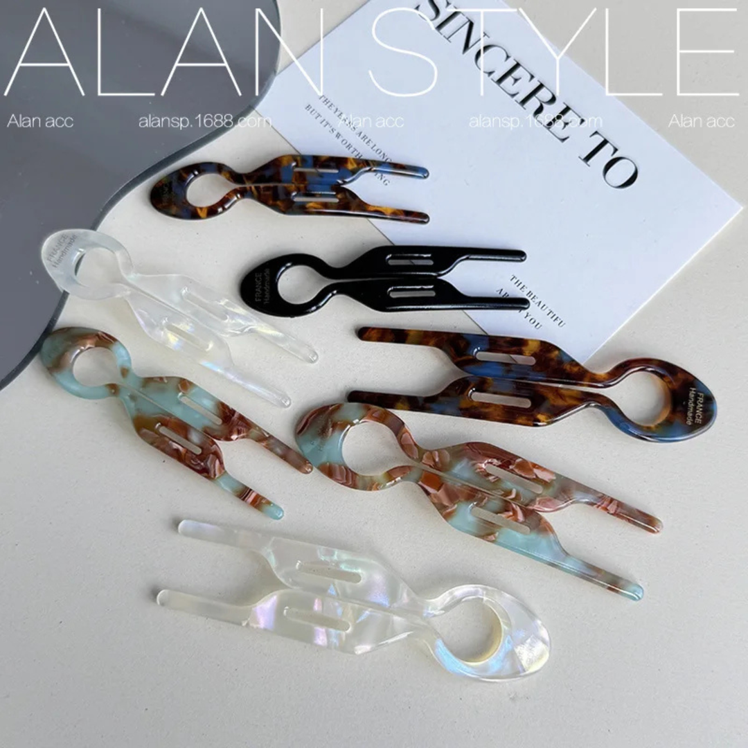 Clementine | Women's Tortoiseshell Acetate U-Shaped Hair Clip