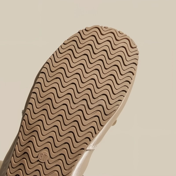 Cleo | Women's Satin Retro Lace Up Sneakers