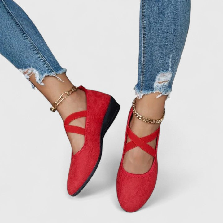 Darla | Women's Suede Elastic Strap Closed Toe Ballet Flats