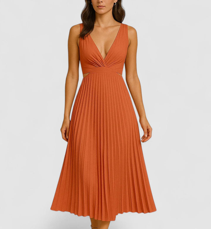 Lina's Bold Motion | Sleeveless Pleated Midi Dress