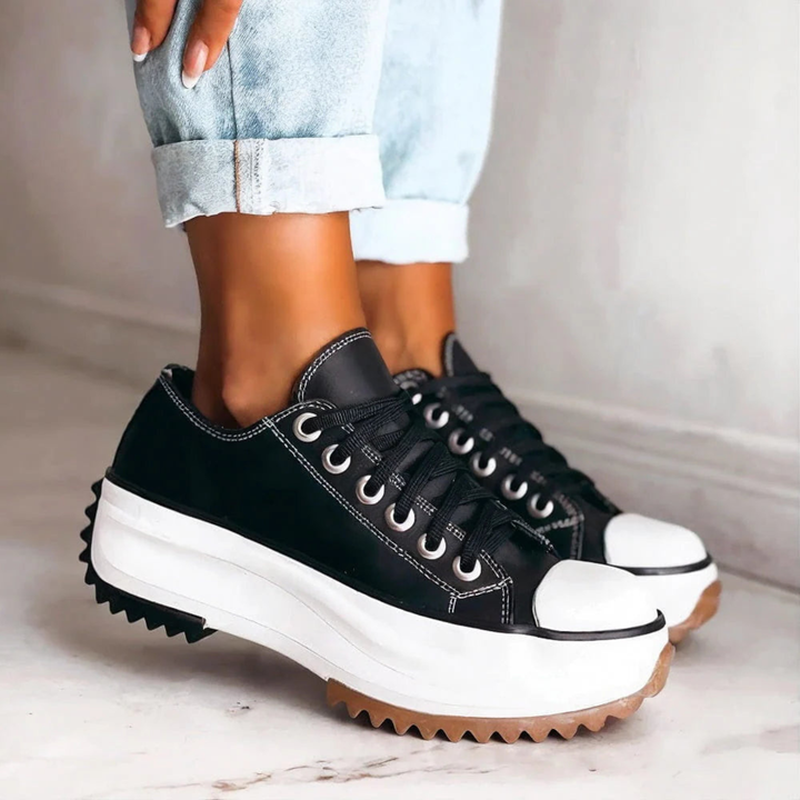 Harlow | Women's Canvas Lace-Up Chunky Platform Sneakers