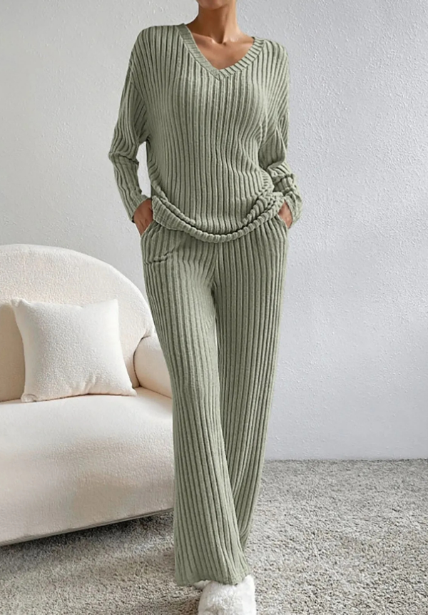 Neve | Women's Cotton-Blend Ribbed V-Neck Knit Lounge Set