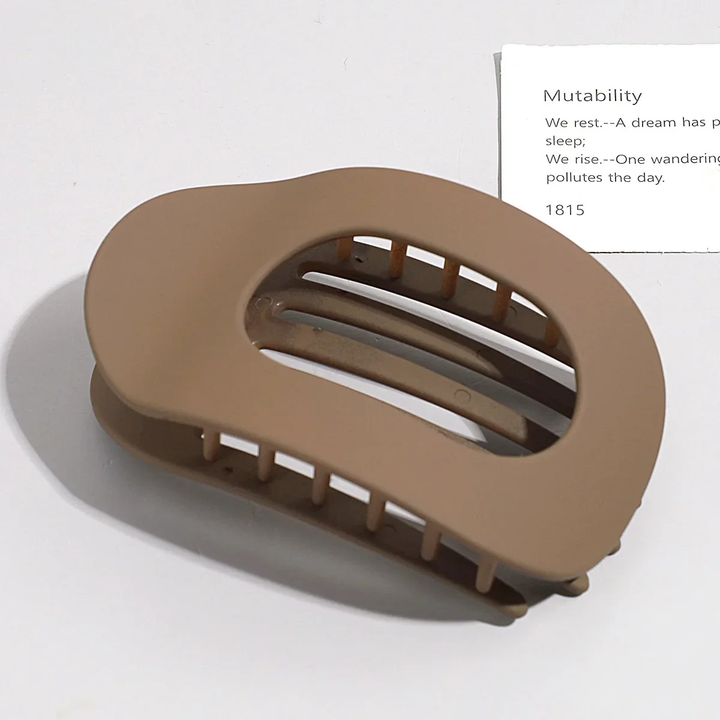 Remi | Women's Resin Oval Claw Hair Clip