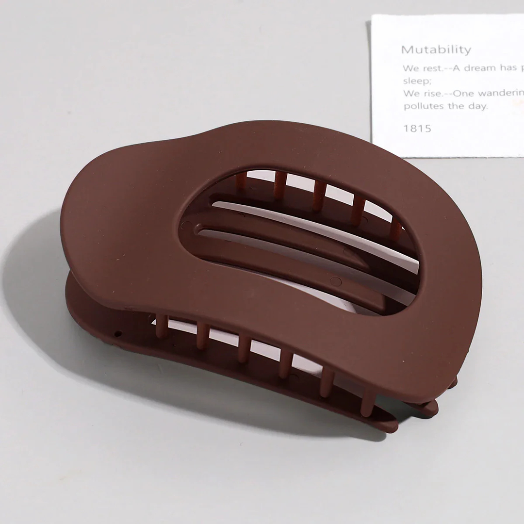 Remi | Women's Resin Oval Claw Hair Clip