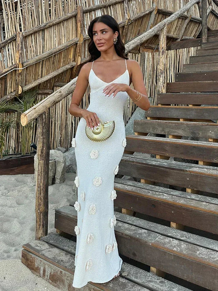 Mireille - Deep-V Neck Flower Bodycon Dress