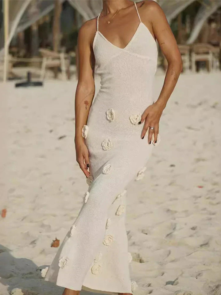 Mireille - Deep-V Neck Flower Bodycon Dress