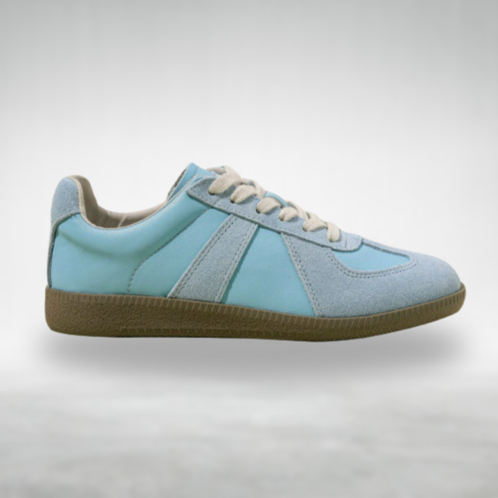 Wren | Women's Suede Retro Lace-Up Gum-Sole Trainers