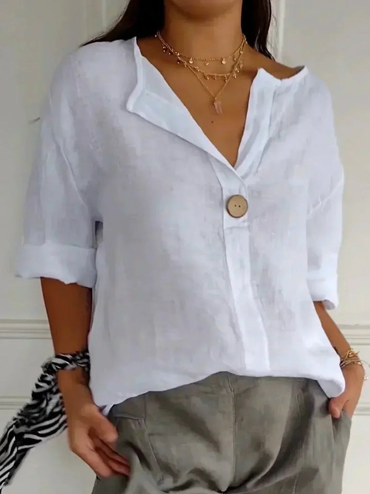 Mira's Relaxed Line | V-Neck Button Blouse