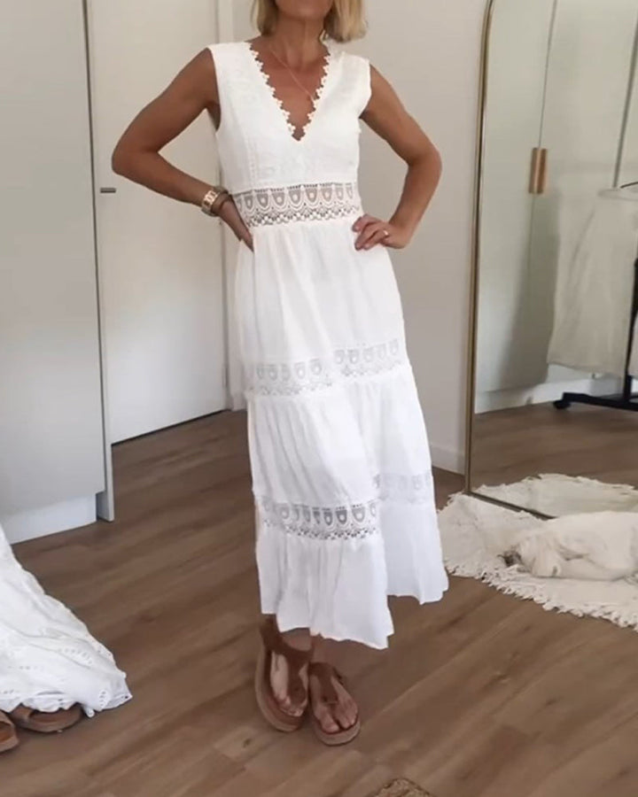 Livia's Pure Romance | Lace Midi Dress