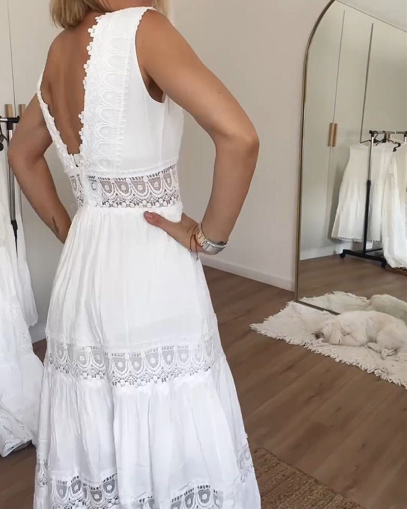 Livia's Pure Romance | Lace Midi Dress